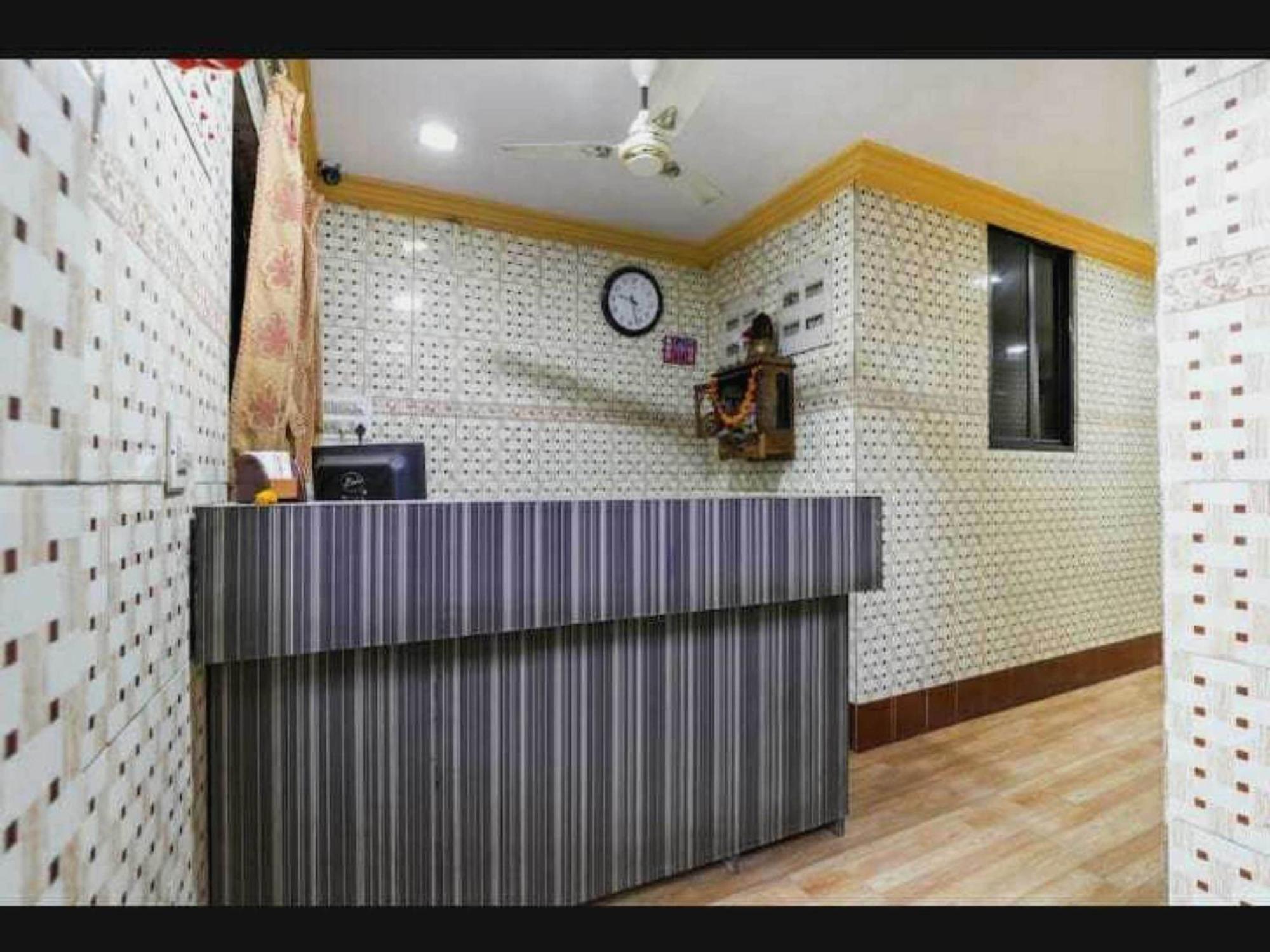 Oyo Hotel Apsara Guest House Ahmedabad Luaran gambar